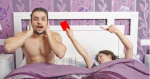 Переспала с парнем во время менсячных