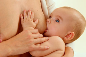 Кормлю одной грудью